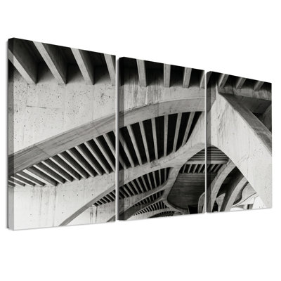 Structure de pont en béton nervuré noir et ensemble de 3 toiles murales