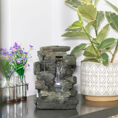 Fontaine de table 13 "à 4 niveaux avec 4 lumières DEL, gris