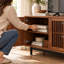 Meuble TV Panora de 78 pouces pour téléviseurs de 85 pouces, console multimédia avec portes à lattes et gestion des câbles