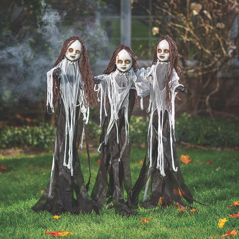 Figurine Spooky Doll