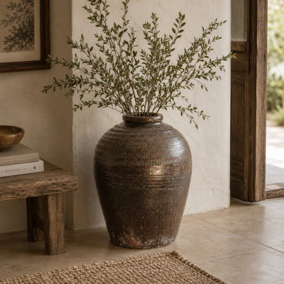 Clessie Ceramic Planter