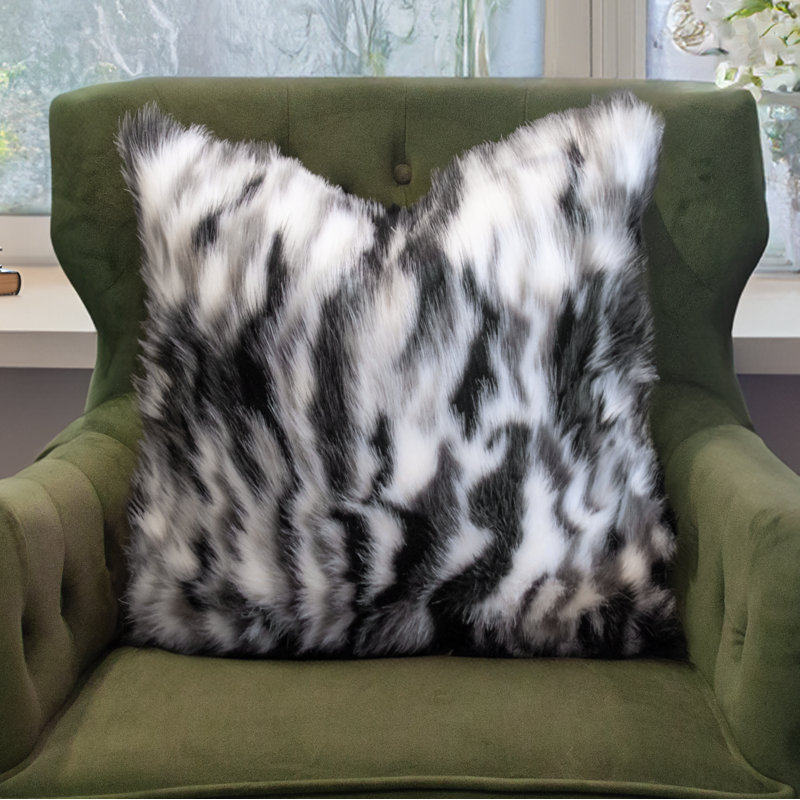 Ensemble de coussins décoratifs en fausse fourrure Thomas Collection® Luxury, Square 20"