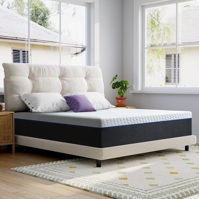 Matelas en mousse viscoélastique gélifiée ferme 14 po Alwyn Home Shanitaortia, Très grand