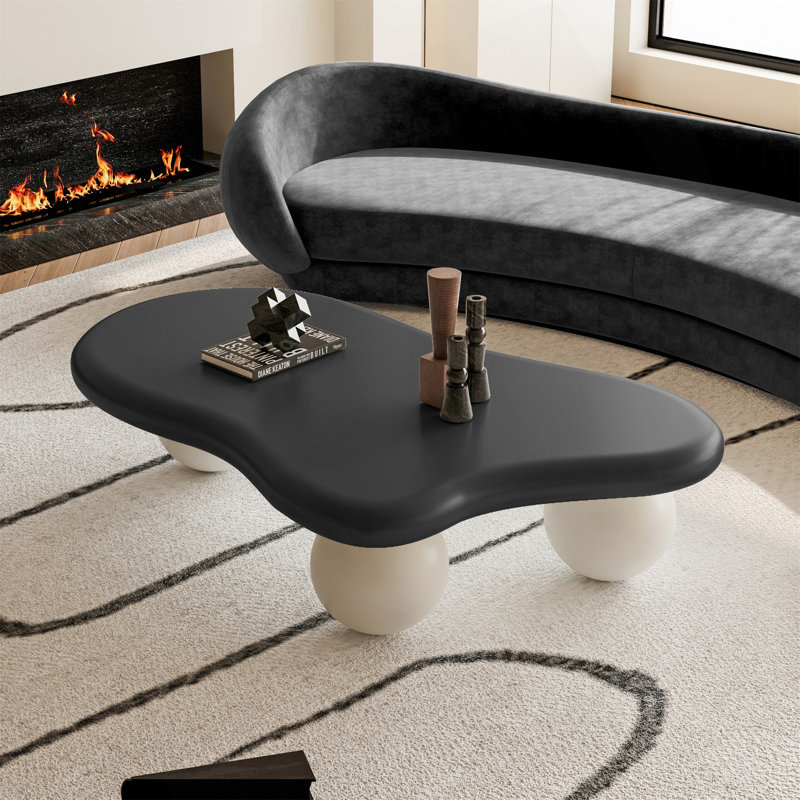 Table basse en forme de nuage avec 3 pieds sphériques, Noir, Noir, H 13,78 po x l 47,2 po x P 31,5 po