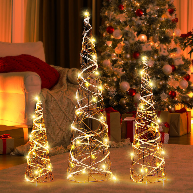 Ensemble de 3 arbres de Noël coniques avec lumières