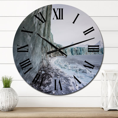 Magnifique image d'un mur de glace - horloge murale nautique et côtière