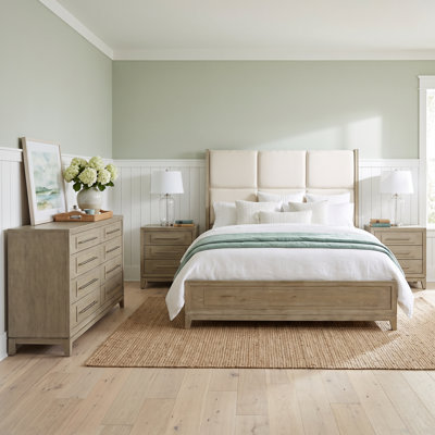 Chantee 4 Piece Bedroom Set