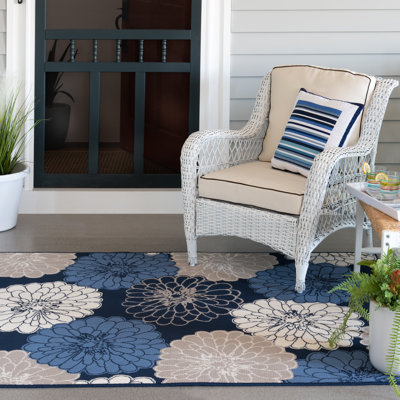 Asaro Floral Indoor / Outdoor Rug