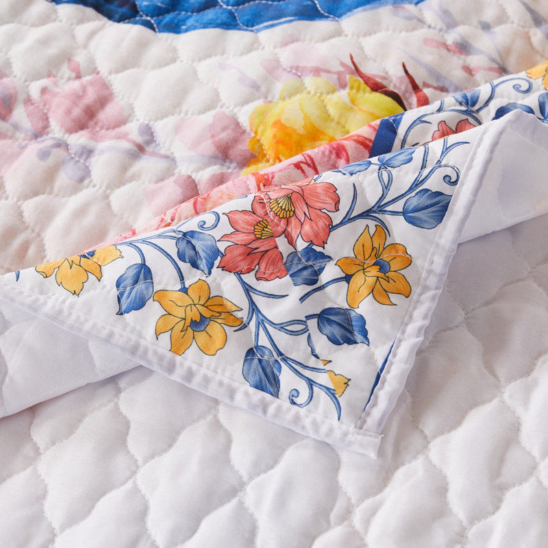 Huntington Blue King Microfiber Reversible Quilt Set