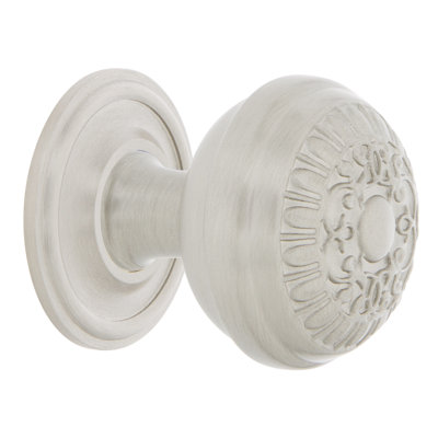 Egg and Dart 1 3/8" Diameter Round Knob