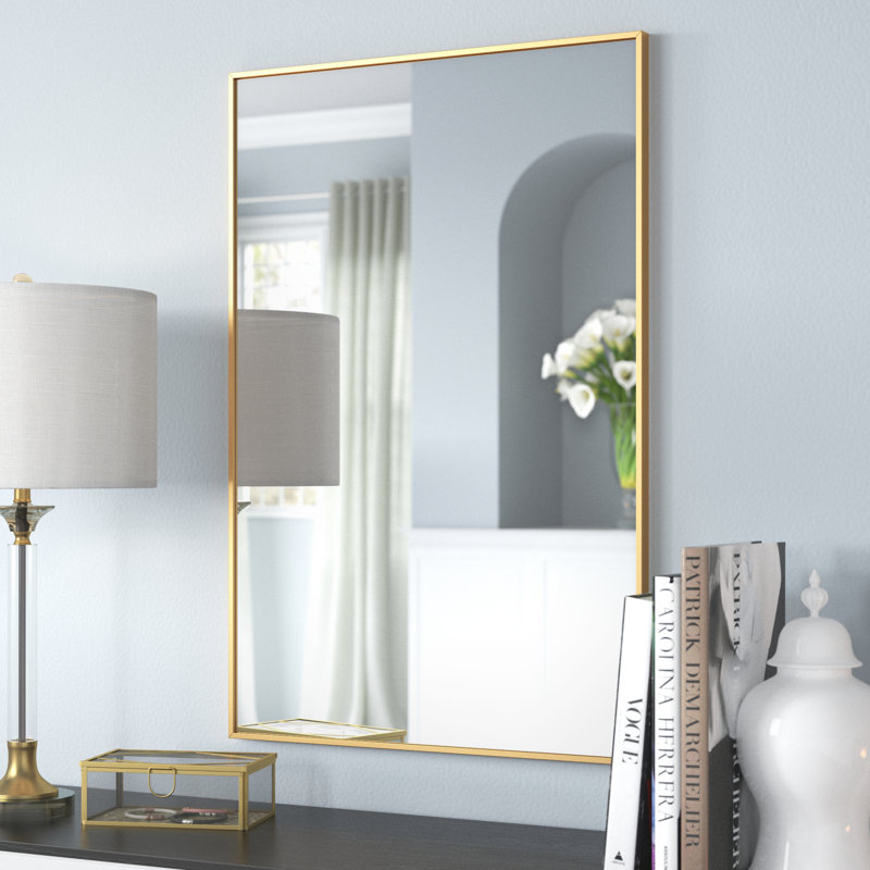 Miroir mural en métal Wang, Or, 65" x 22"