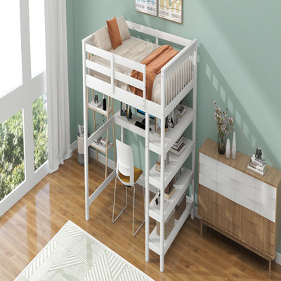 Lit mezzanine double avec tablettes de rangement et bureau sous le lit