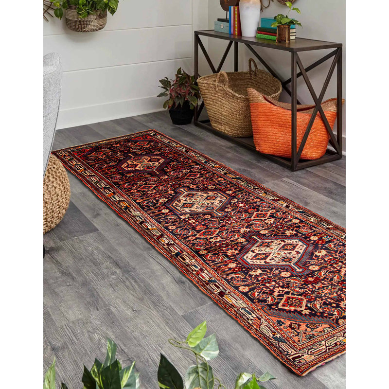 Tapis bleu marine 3 pi 5 po x 12 pi 2 po Konya Anatolian