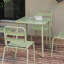 Table carrée, table de cour extérieure, petite table de salle à manger, table de salle à manger-469089228
