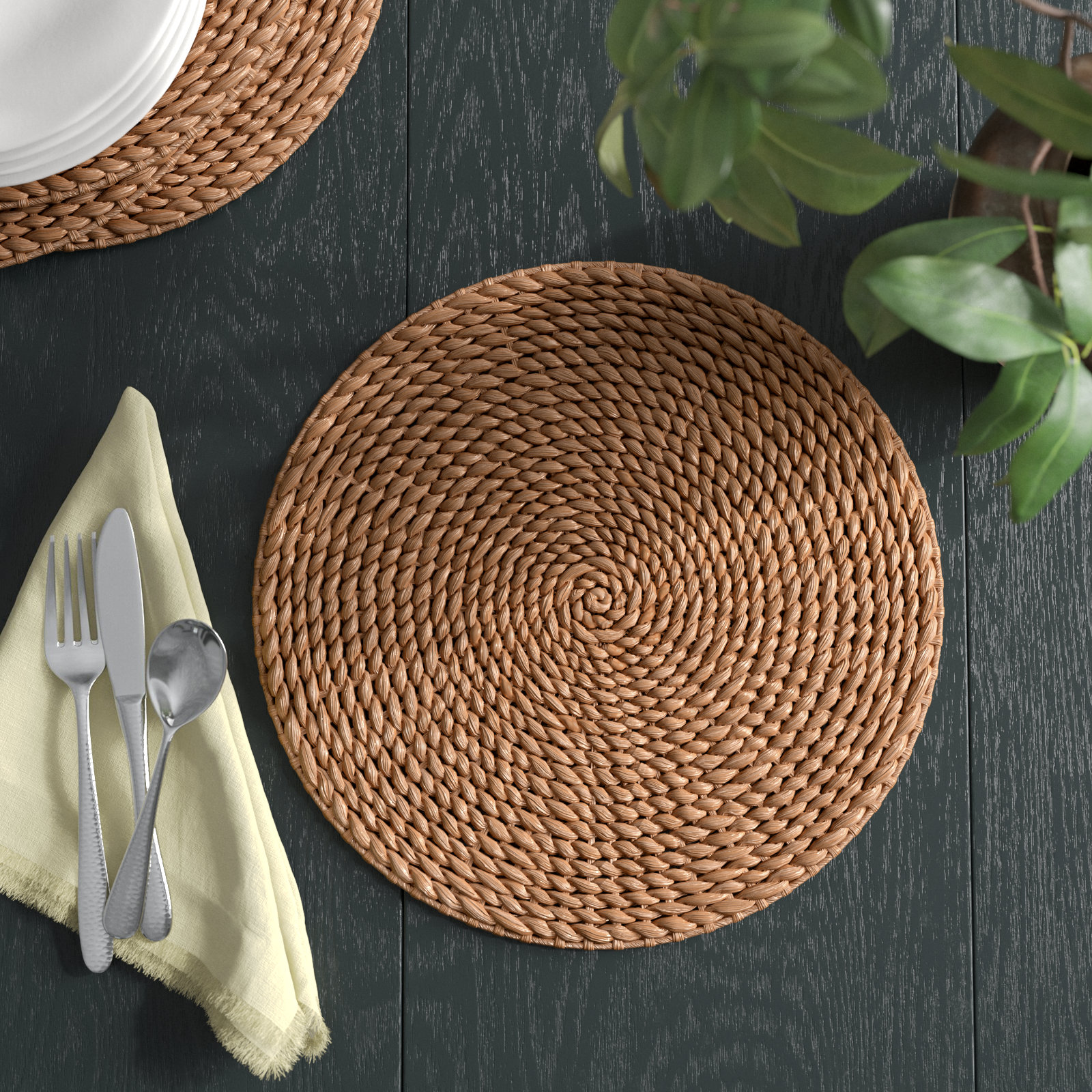 Mea Jute Round Placemat, Gold