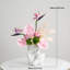 Ornements de fleurs simulées