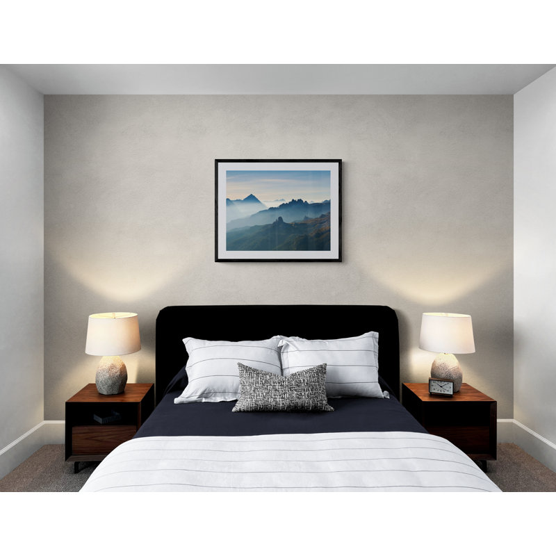 «Hazy Cinque Torri» par Frank Peters - photographie, 16" H x 20" W, Papier avec cadre noir, Blanc