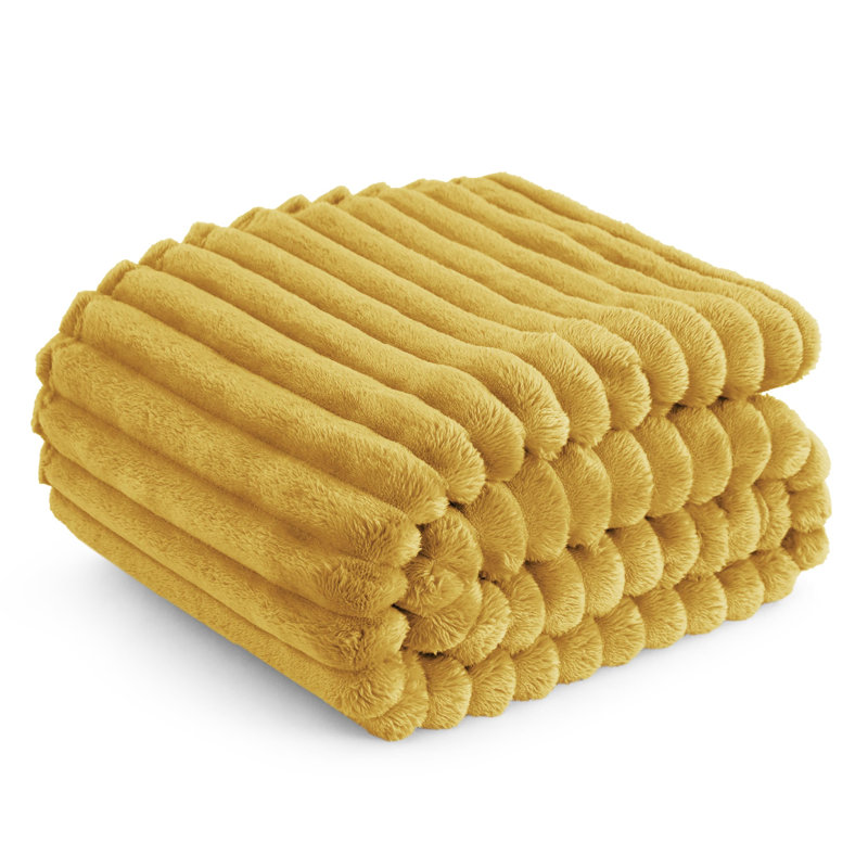 Bedsure Soft Fleece Throw For Beds & Sofas, 170cm x 130cm, Honey