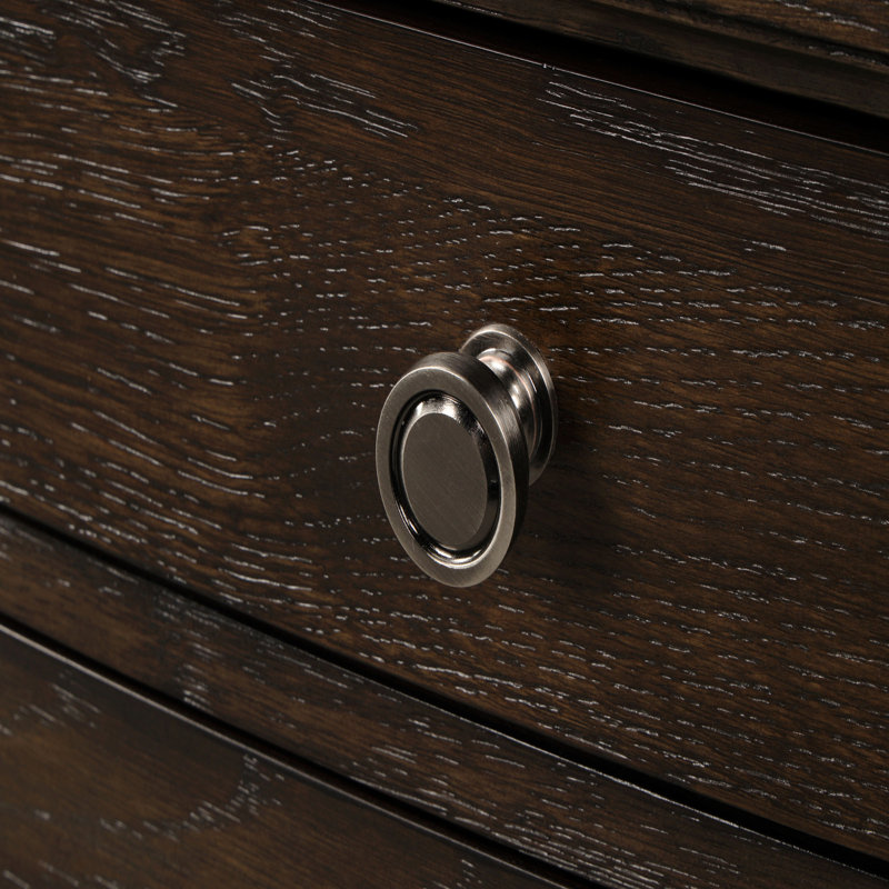 Commode antique brun avec tiroirs en cèdre
