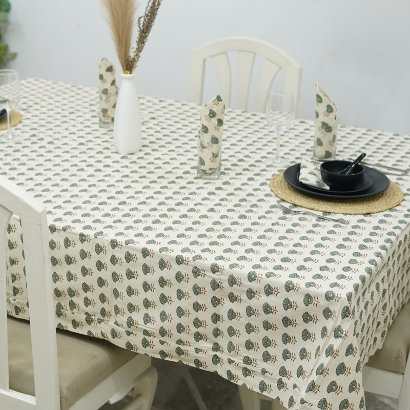 Red Barrel Studio® Luxury Prints: housse de table décorative en coton réutilisable pour la salle à manger et les événements, Kohinoor (10 places)