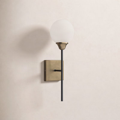 Hallas Single Light Dimmable Brass Wallchiere