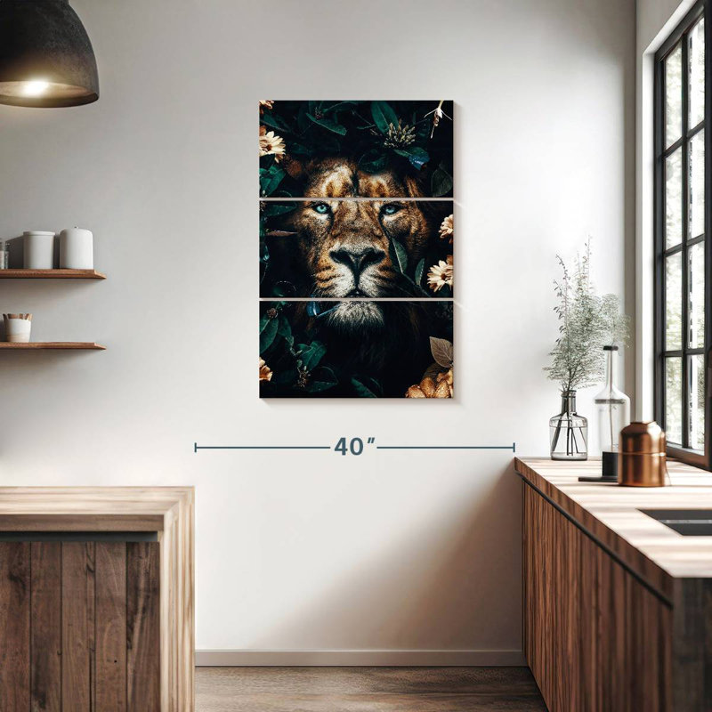 Brampt Lion I, 38" H x 24" W