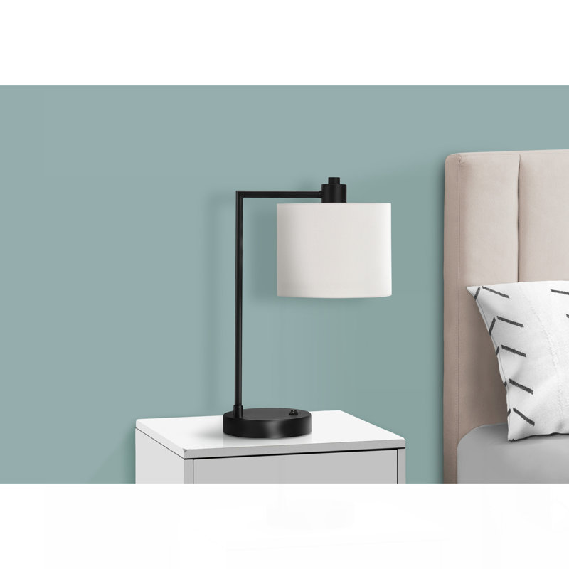 Lighting, H 19 po, lampe de table, port USB inclus, métal noir, abat-jour ivoire / crème, moderne