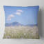 Camomille avec des collines sur fond - coussin à imprimé floral-30721761-30721765