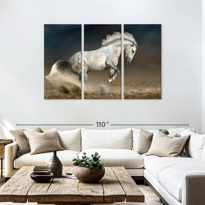 Cheval andalou en mouvement, H 48 po x l 74 po