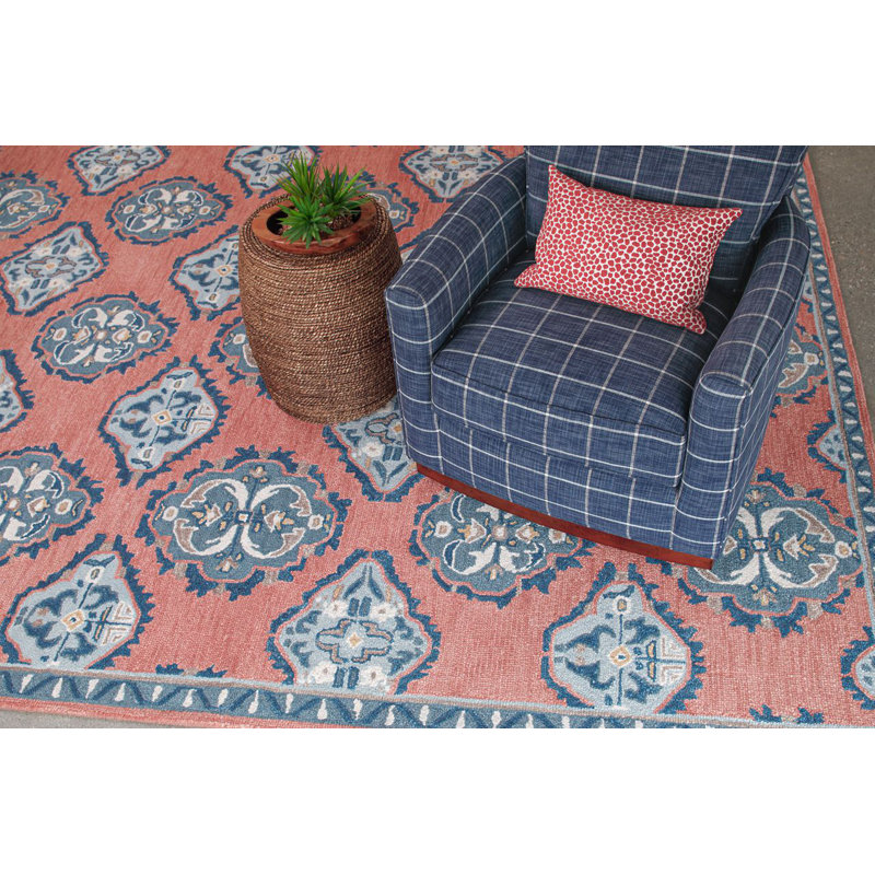 Vintage Glory Hand Hooked Wool Rug in Blue/Faded Red/Cream, Runner 2'6" x 8'