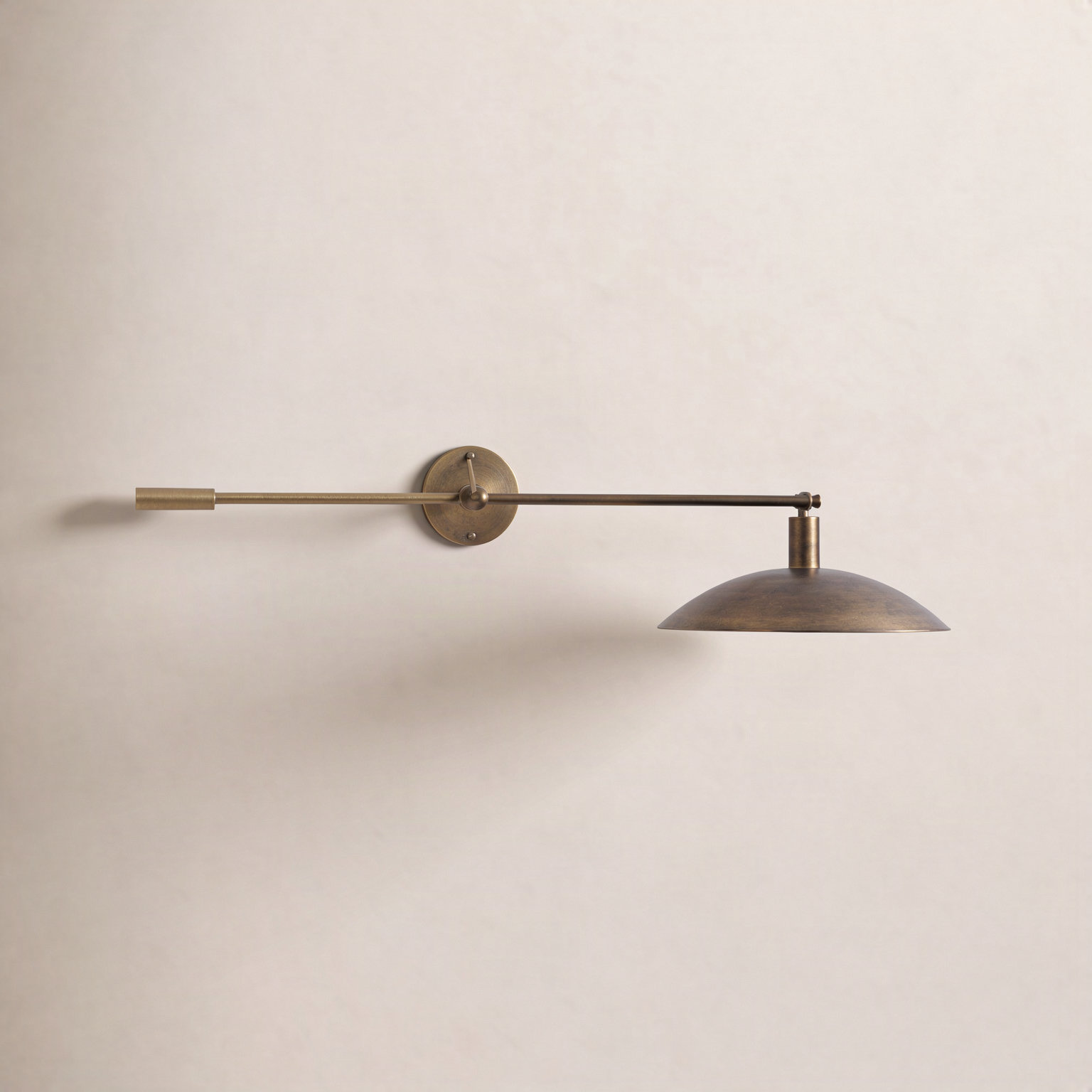 Single Light Brass Armed Sconce