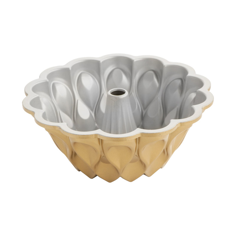 Gold Aluminum Non-Stick Crown Bundt Cake Pan