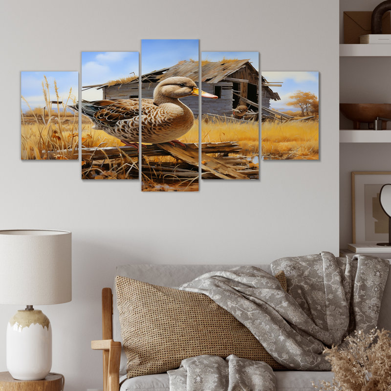 «Waddling Duck At The Barn II» - art mural multi-panneaux Duck