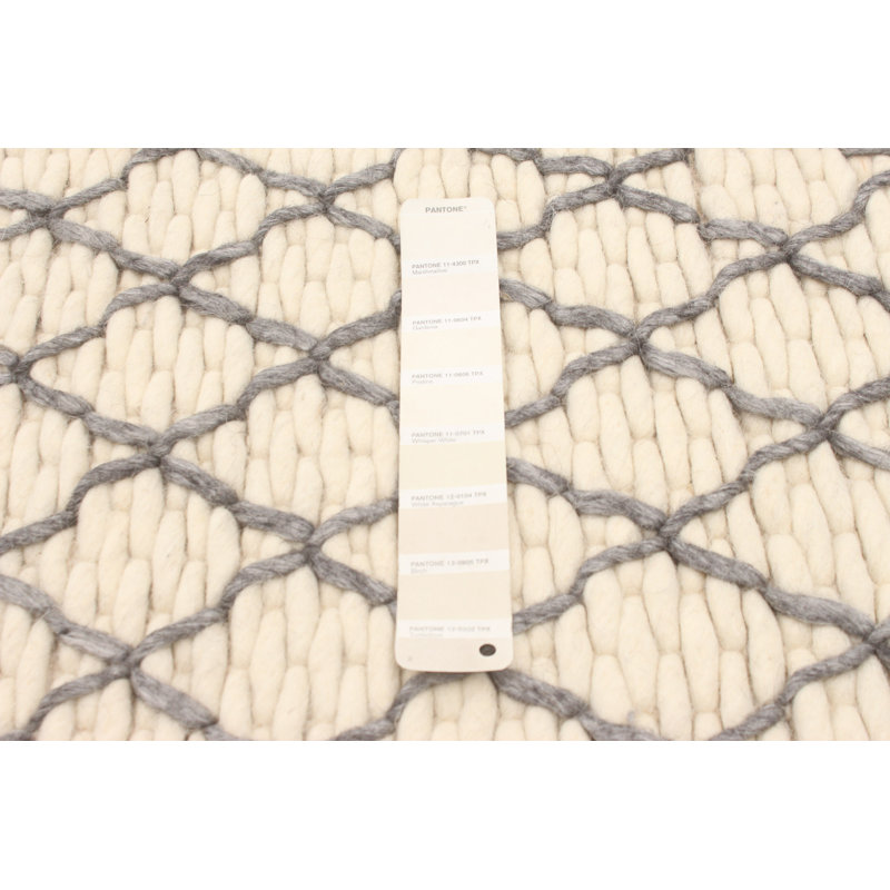 Tapis crème en laine tressé à la main Evaleen