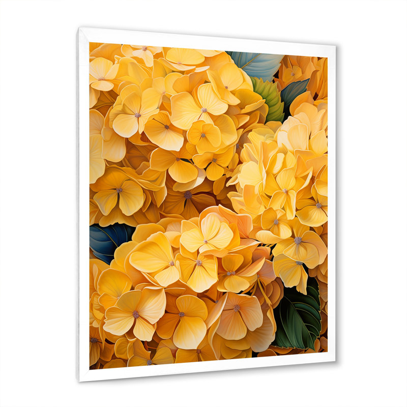 Linzie Yellow Hydrangea Golden Radiance, reproduction sur toile encadrée, H 44 po x l 34 po x P 1,5 po, Cadre photo blanc