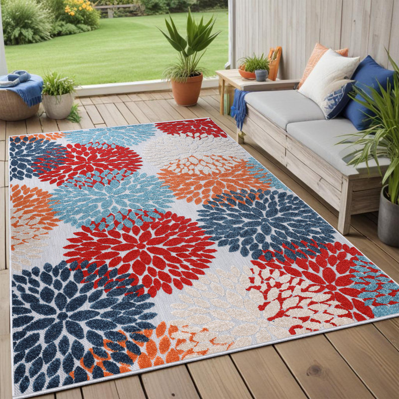 Hydrangea Floral Medallion Indoor Outdoor Area Rug, Rectangle 6' x 9'