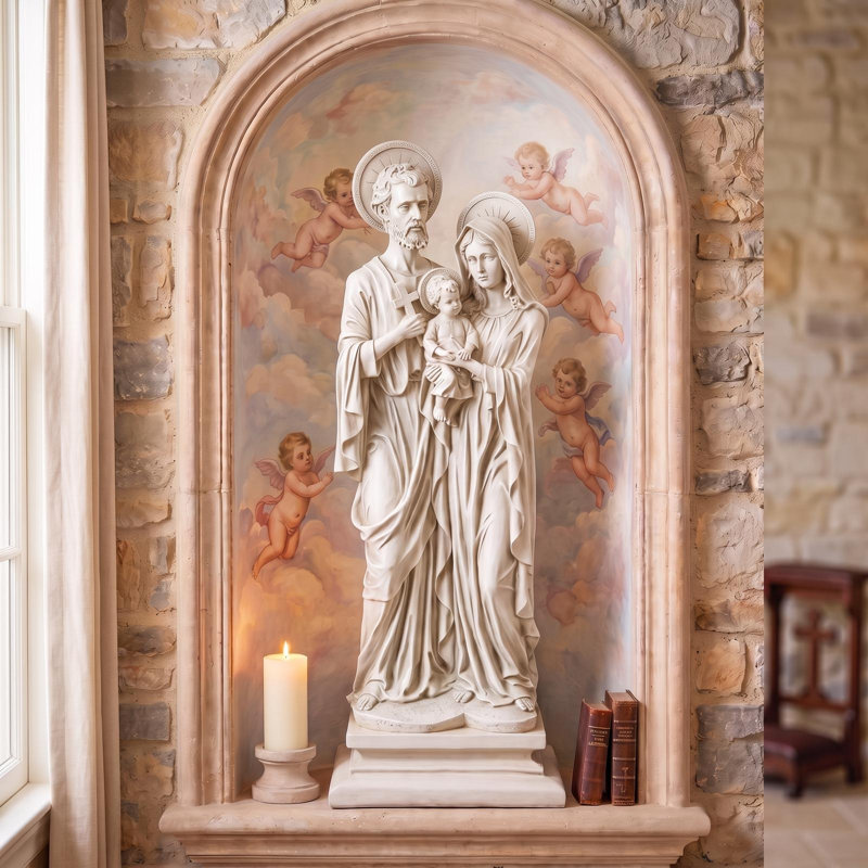 Statue de la Sainte Famille, H 21,5 po x l 8 po x P 6 po