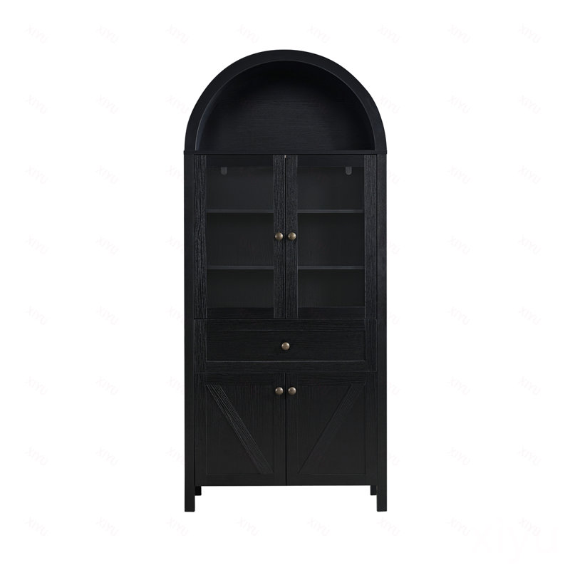 Armoire en forme de dôme, noire, faite de matériaux de haute qualité et de fabrication ancienne, avec un grand espace de rangement