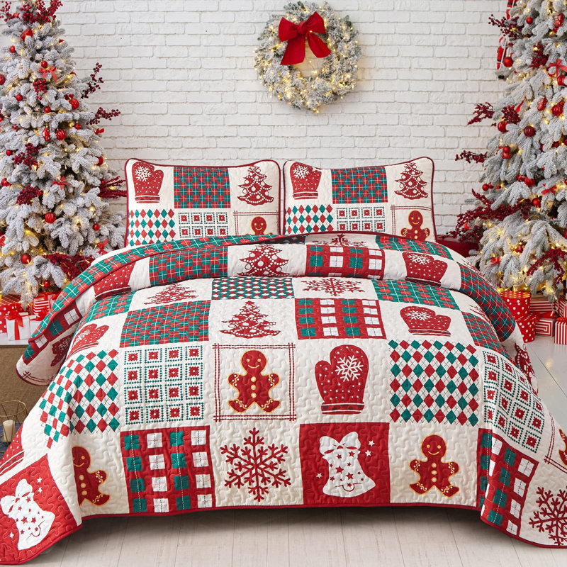 Christmas Patchwork Quilted 3-Piece Bedspread Set, King