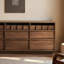 Buffet multi-tiroirs en bois massif-910502858