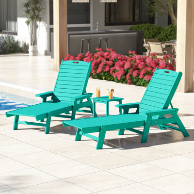Laguna Outdoor Chaise Lounge with Table