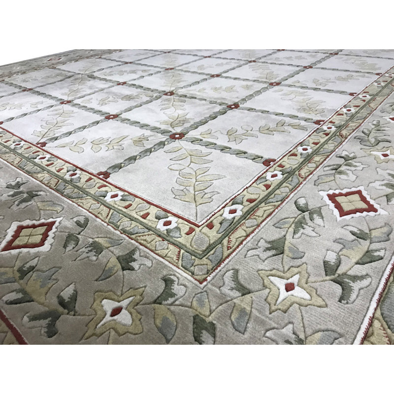 Tapis ivoire et beige noué à la main de haute qualité