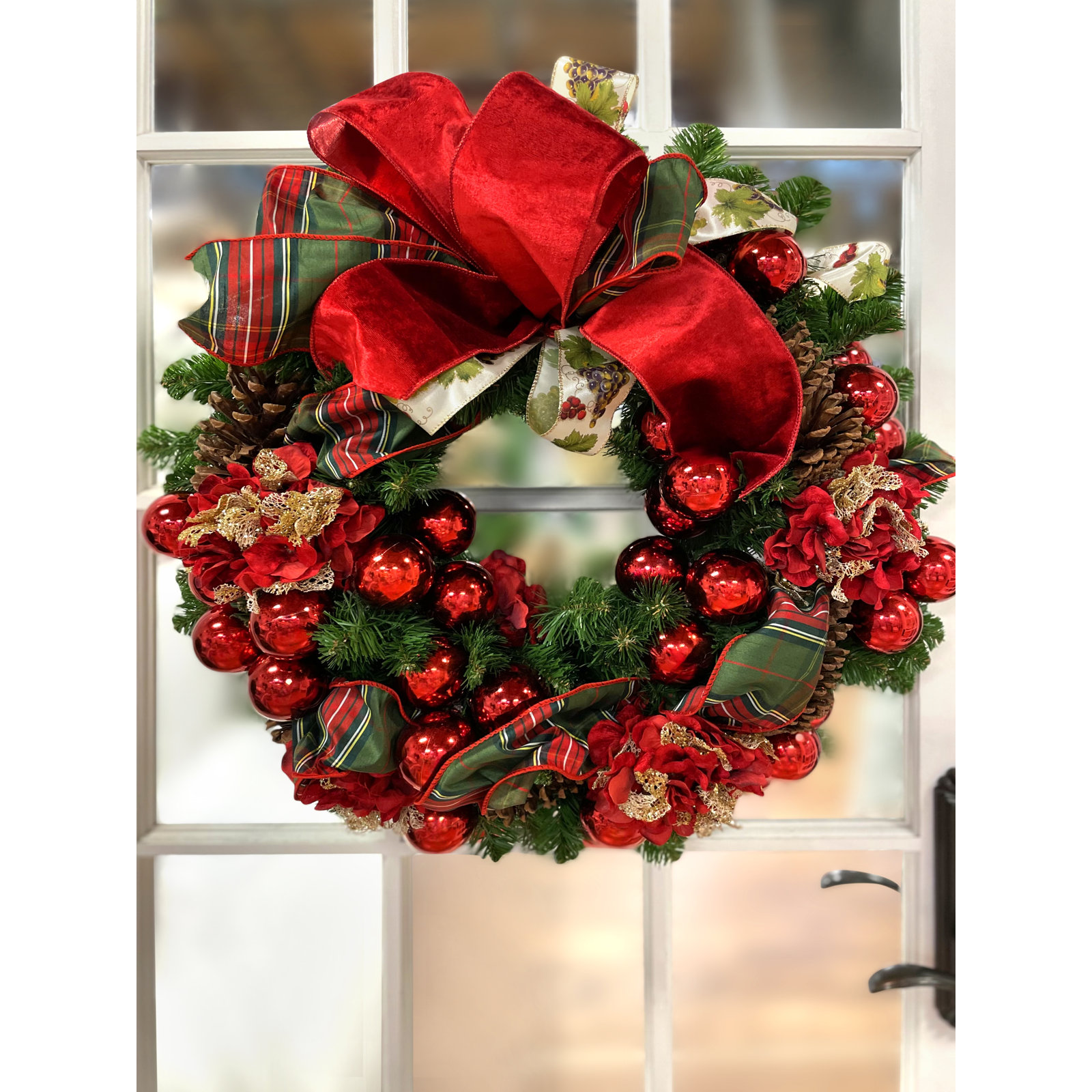 Lesther 26" Hydrangea Wreath