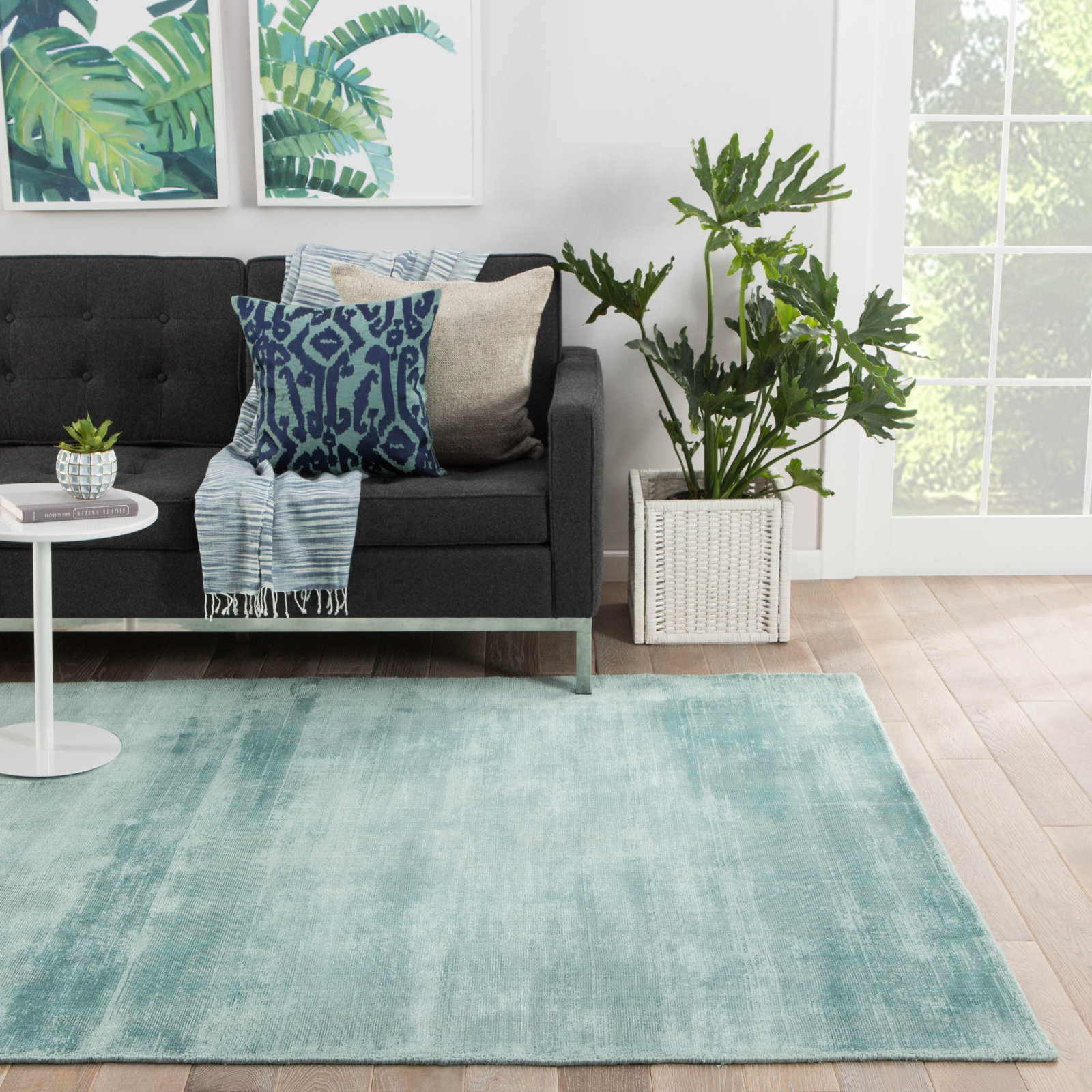Owens Aqua Blue Hand-Loomed Wool Rug, Rectangle 12' x 15'