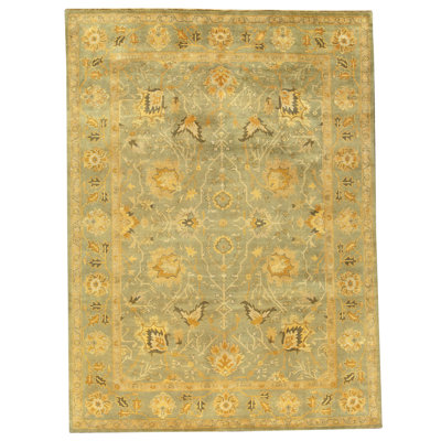 Hand Knotted Wool Area Rug in Green