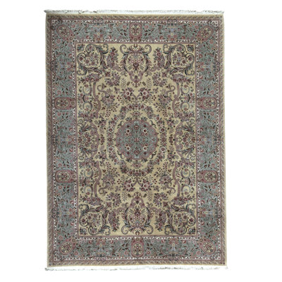 Tapis doré et vert clair noué à la main de haute qualité