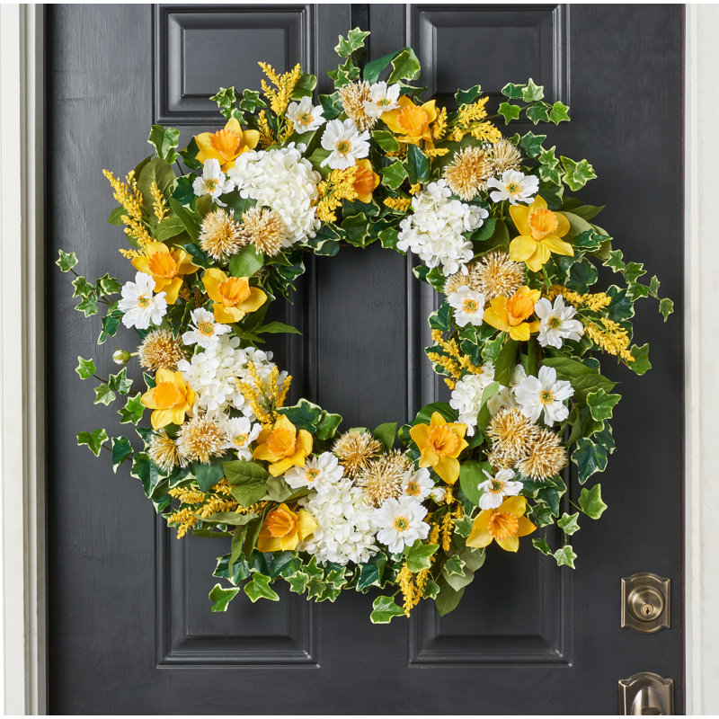 Couronne de soie à ressorts jonquilles, hortensias, sauvages bouclés et baies, H 30 po x L 30 po x P 5 po