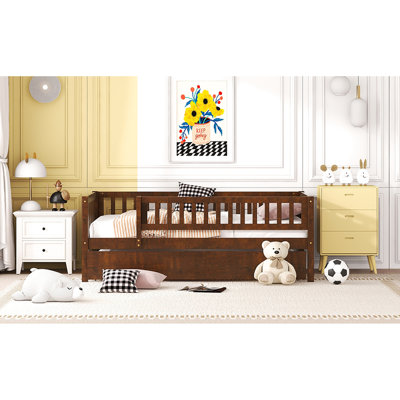 Lit de jour simple avec couchette et barrière de sécurité en noyer pour les centres de bien-être