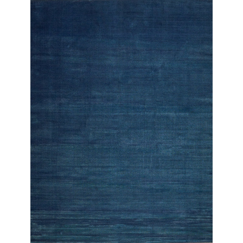 Velutto Hand Loomed Nylon Area Rug in Navy, Rectangle 4' x 5'