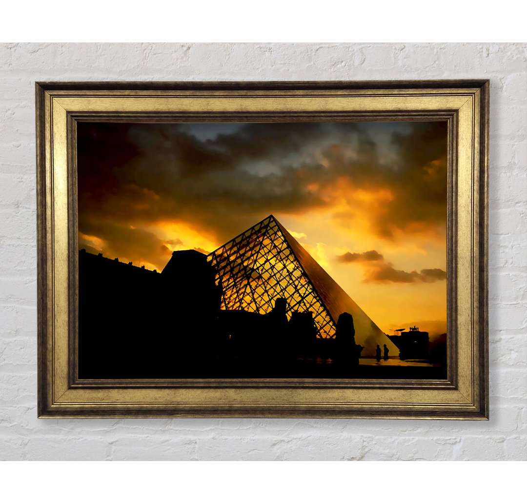 Paris Louvre Pyramid At First Light - Einzelne Bilderrahmen Kunstdrucke